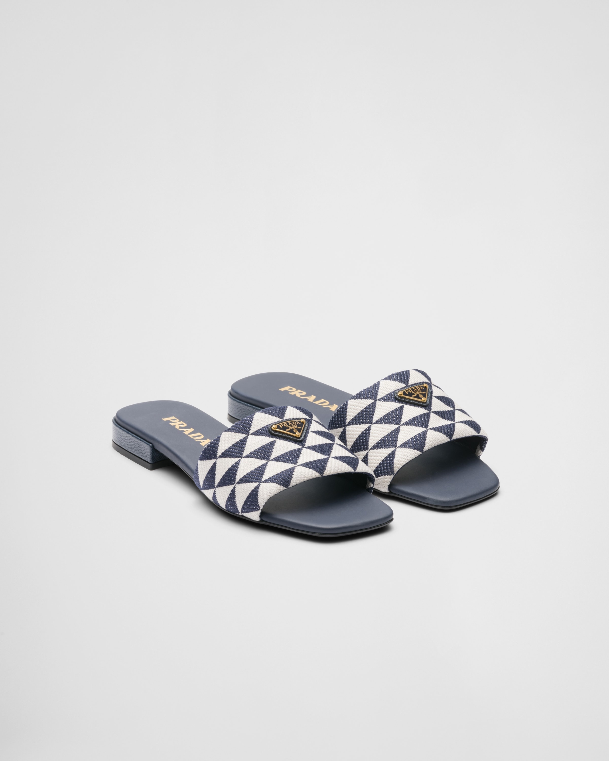 Embroidered fabric slides - 1