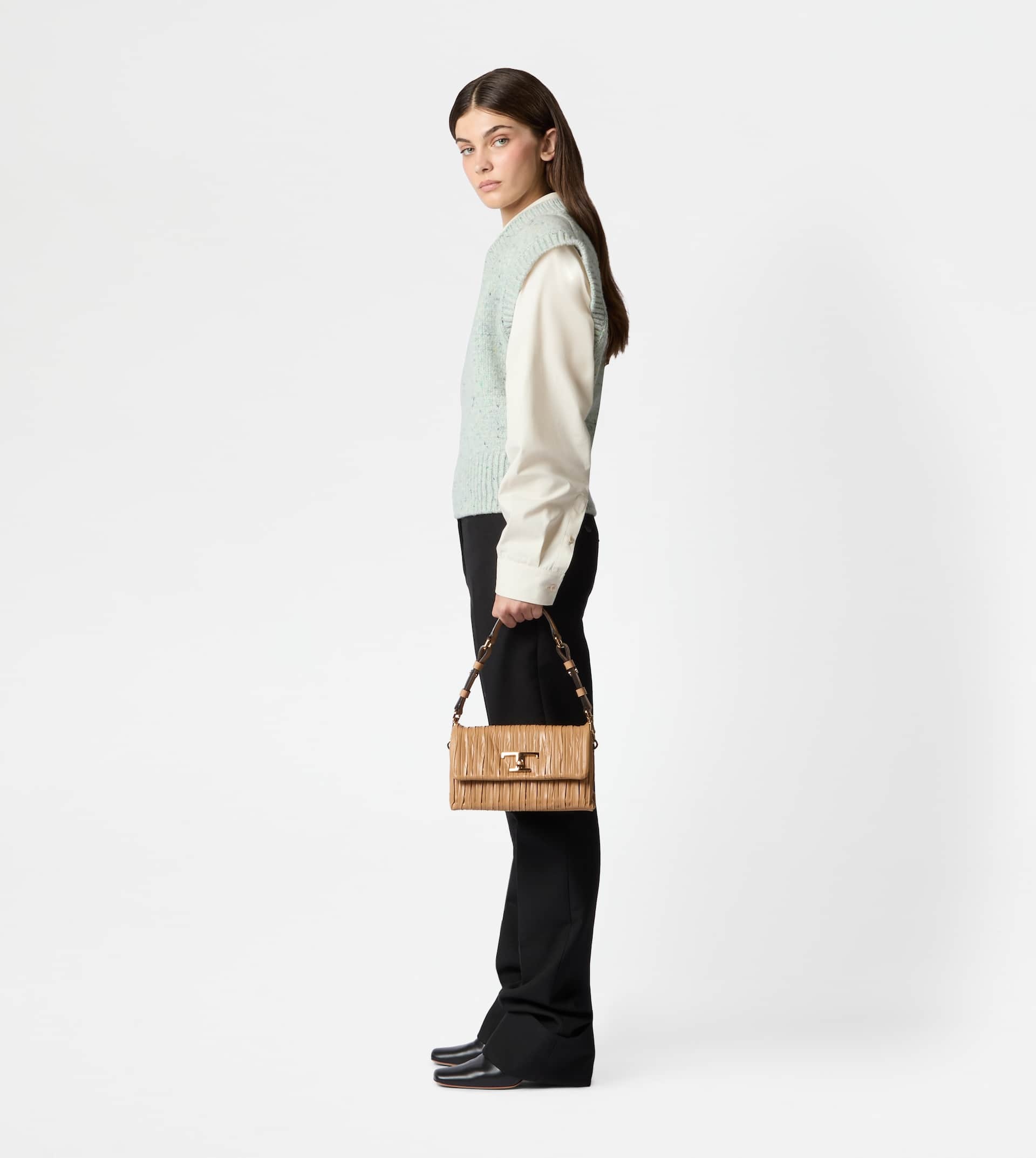 T TIMELESS FLAP BAG IN LEATHER MINI - NATURAL - 3