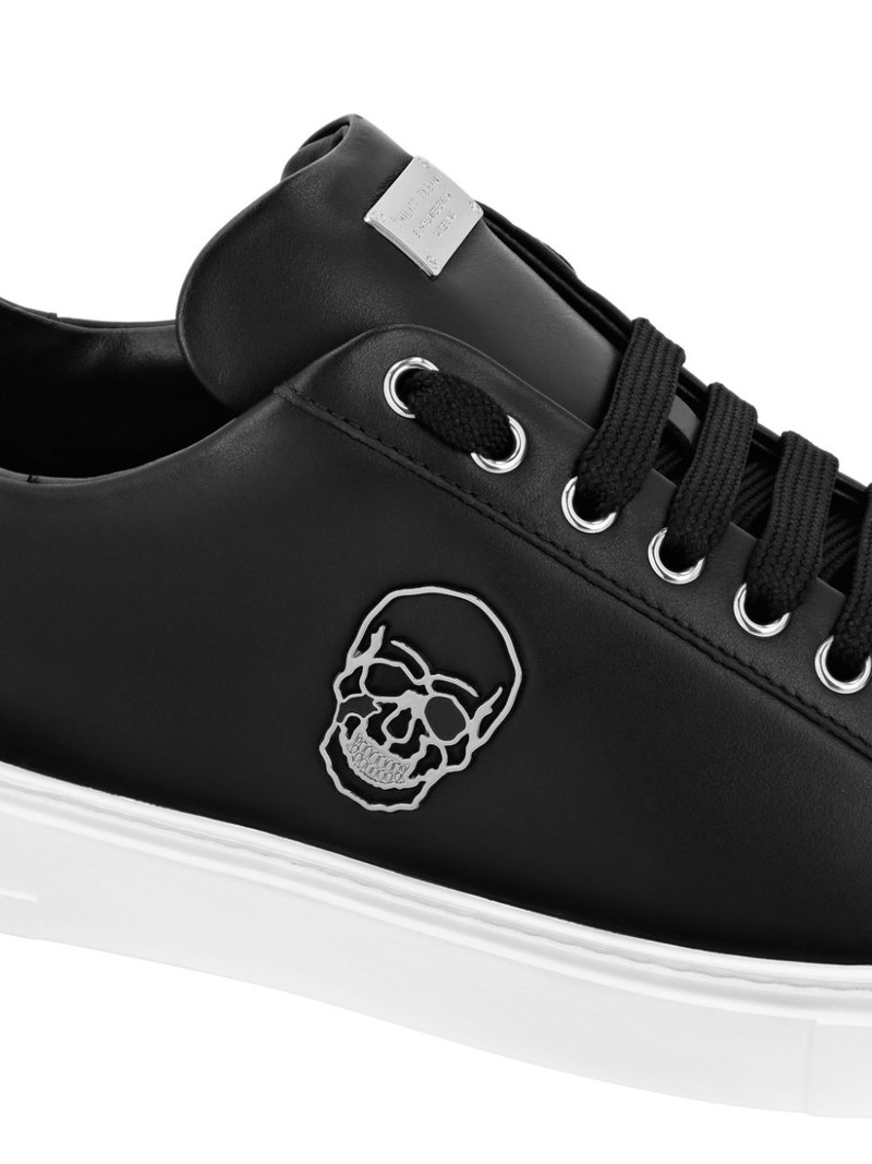 Skull-appliqué 가죽 스니커 4
