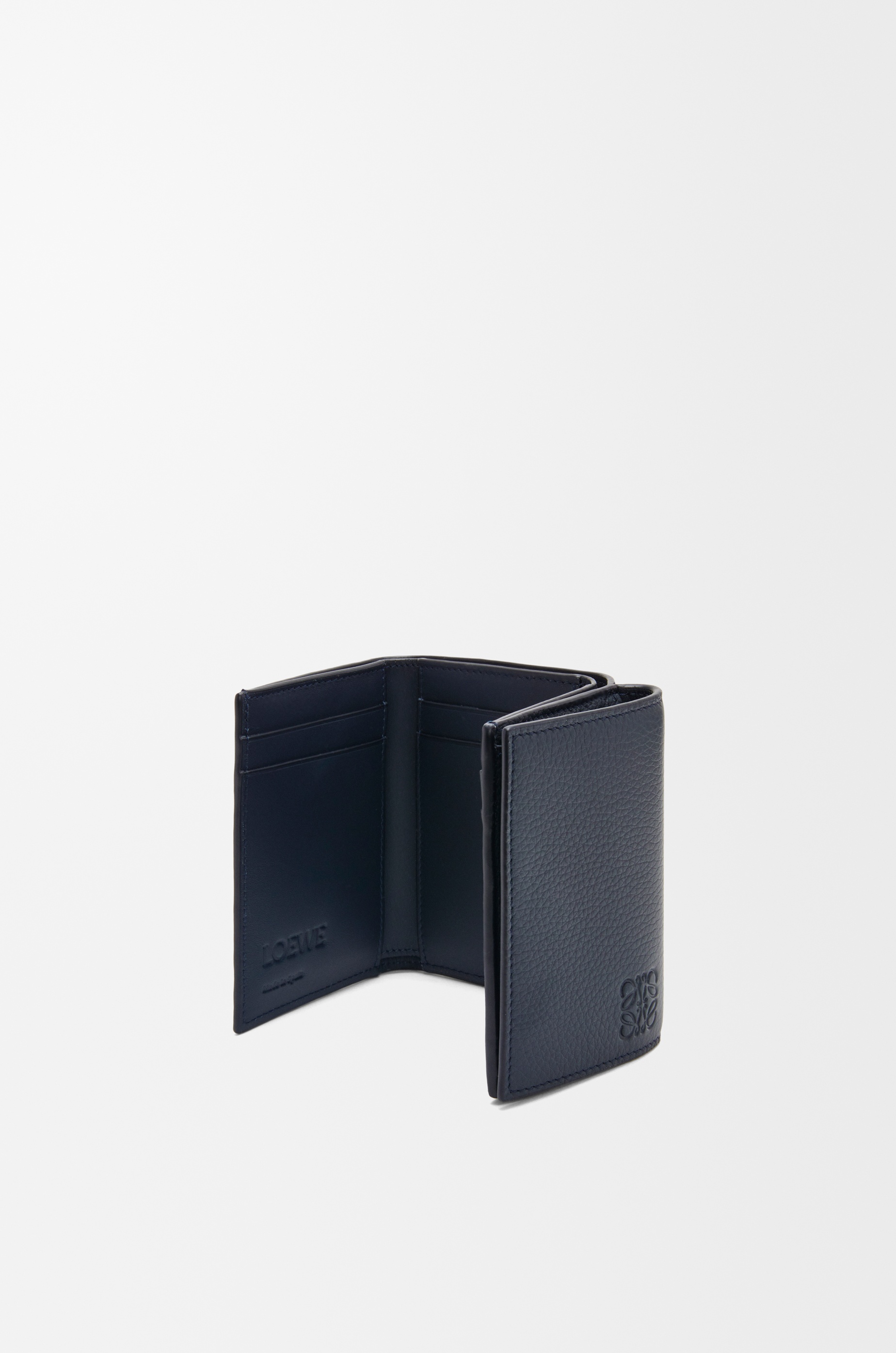 Trifold wallet in soft grained calfskin - 4