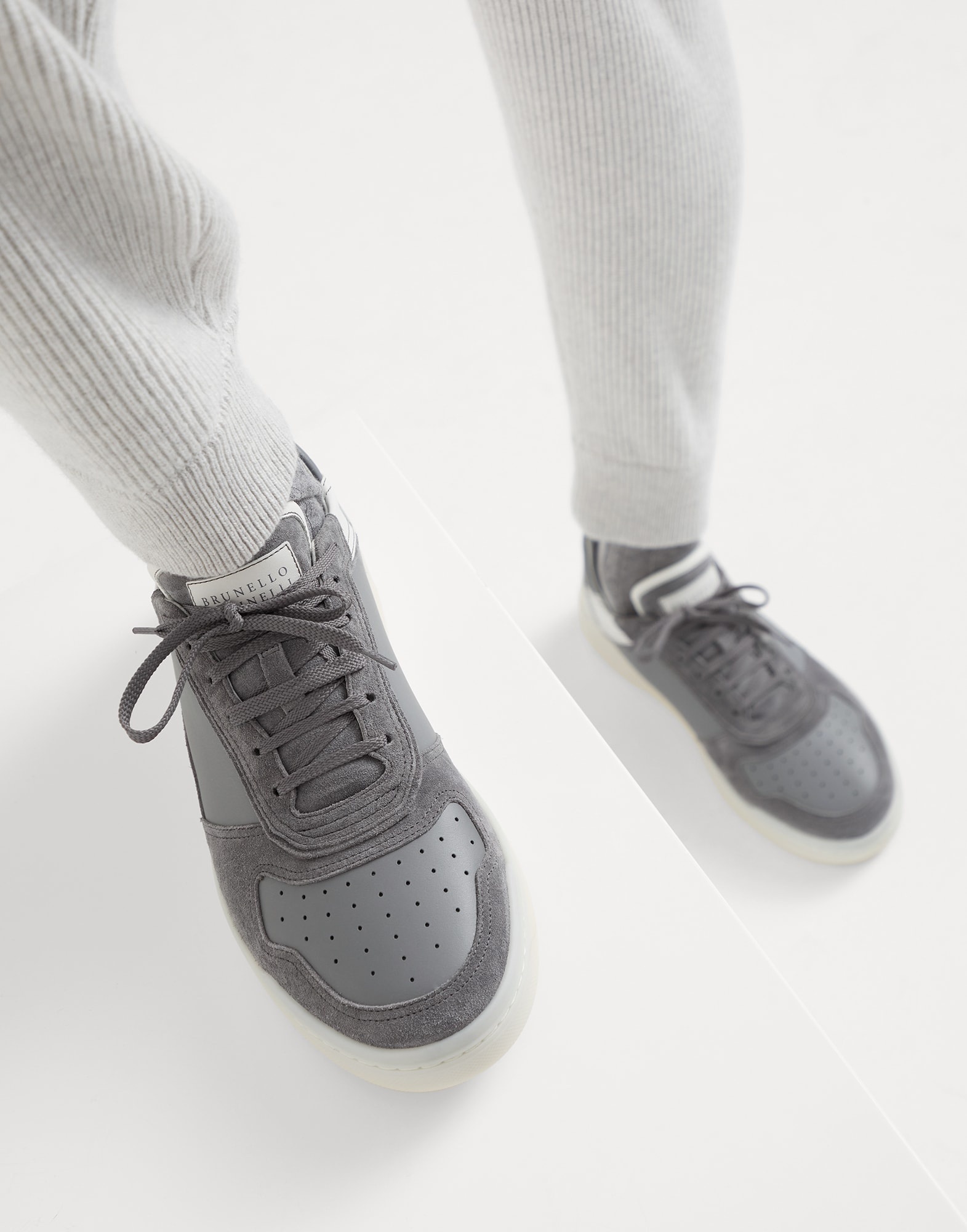 Semi-polished calfskin and washed suede basket sneakers - 4