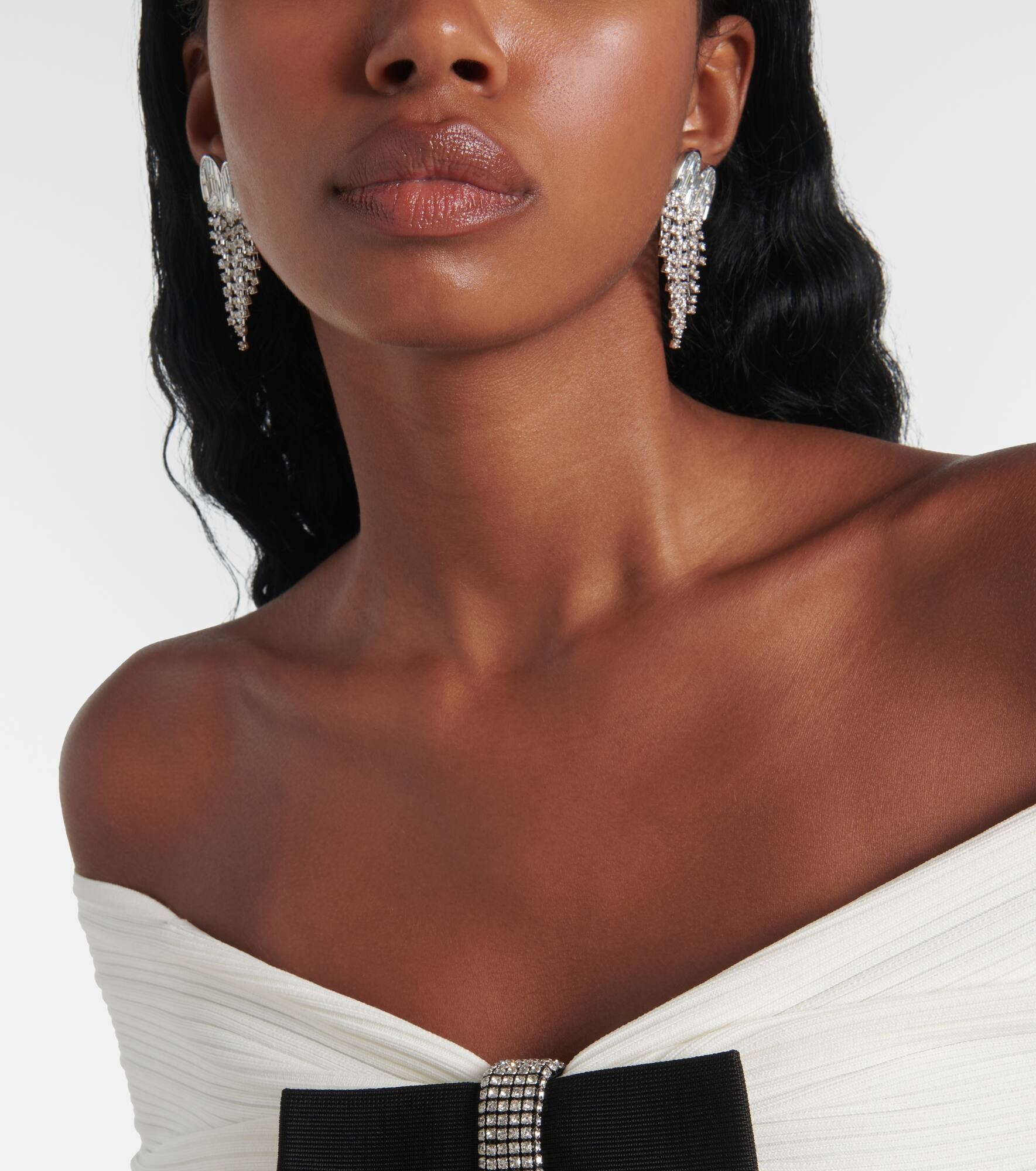 Heart crystal-embellished earrings - 4
