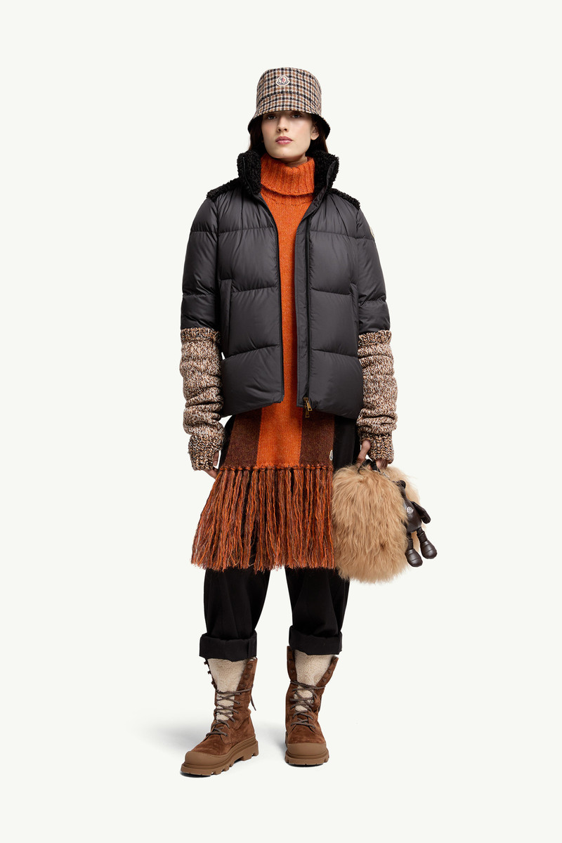 Moncler Esnaie Teddy-Trimmed Short Down Jaket outlook