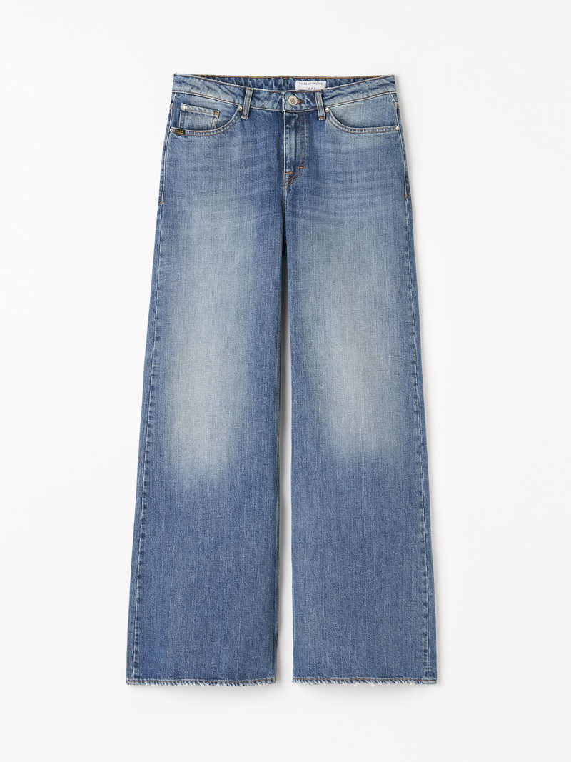 Kinne Loose Fit Jeans 1