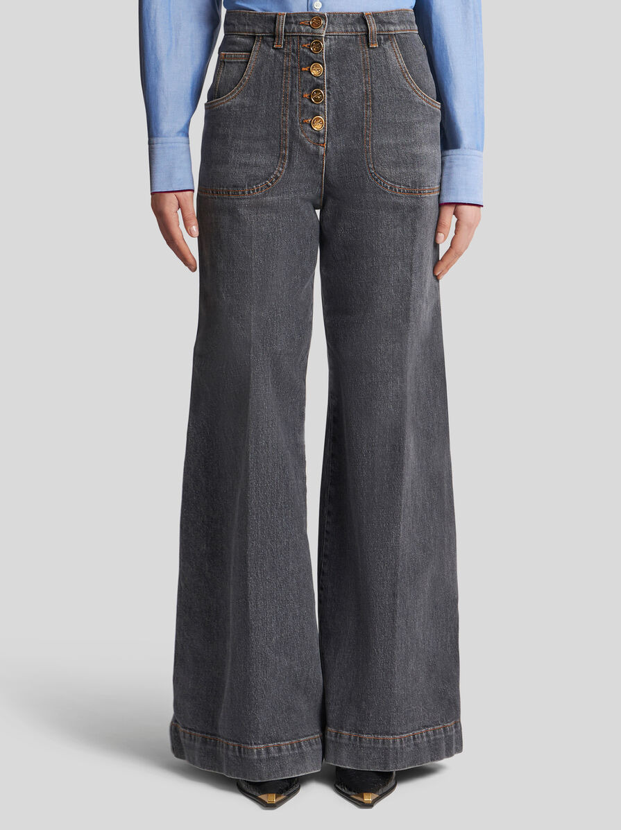 FLARED JEANS WITH PEGASO BUTTONS - 2