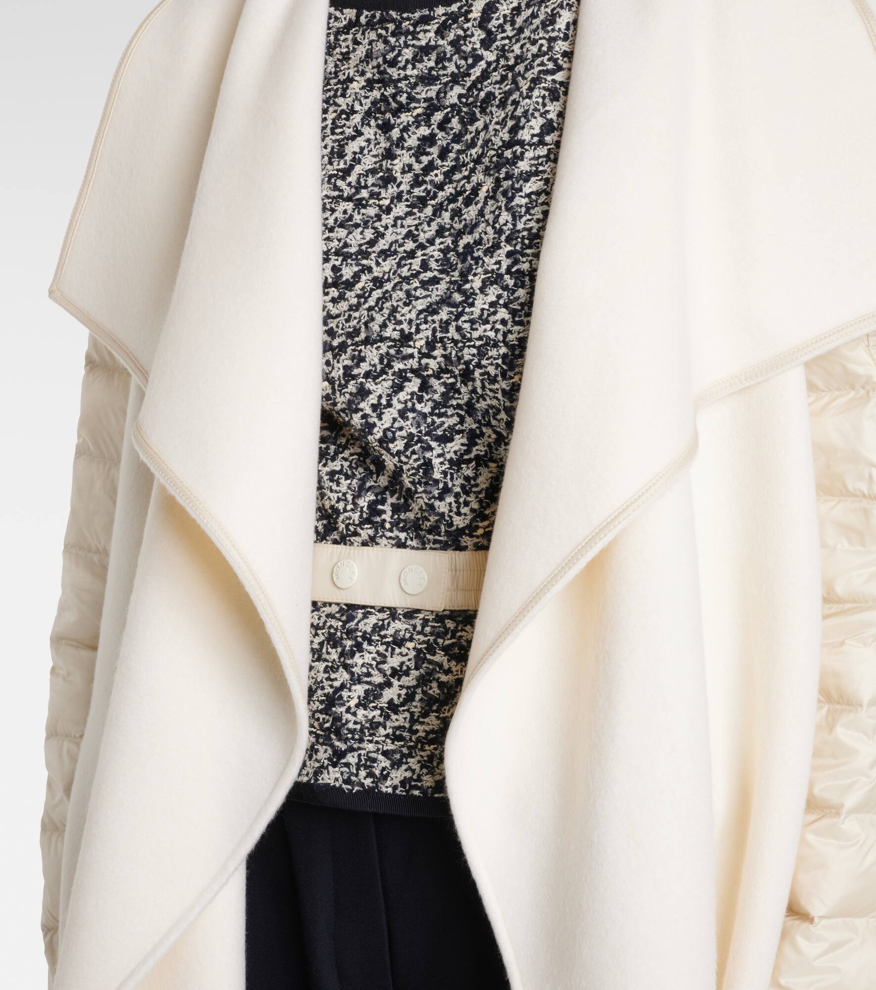 Padded wool-blend felt cape - 5