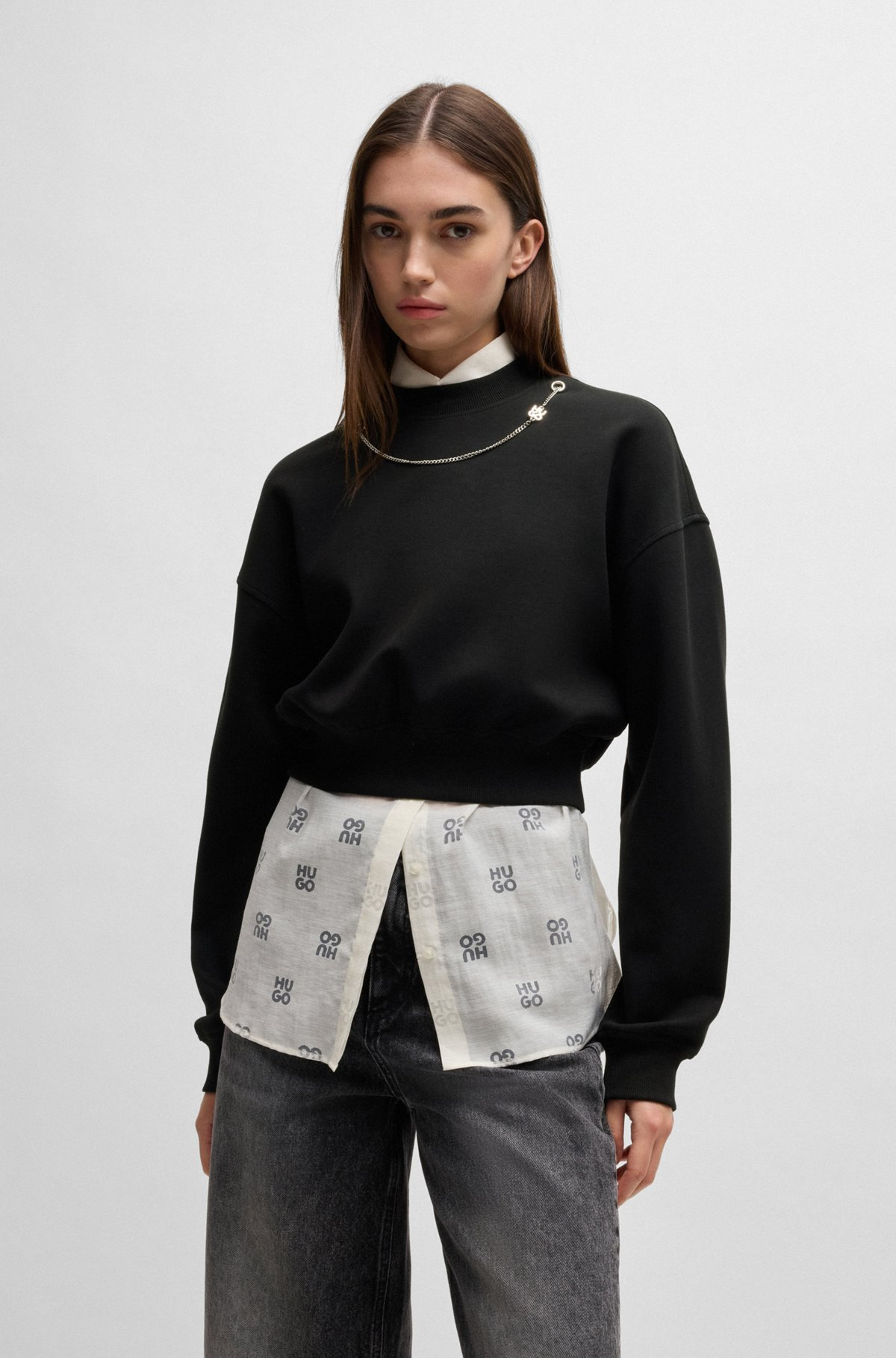 SWEATSHIRT WITH DETACHABLE SIGNATURE CHAIN - 2
