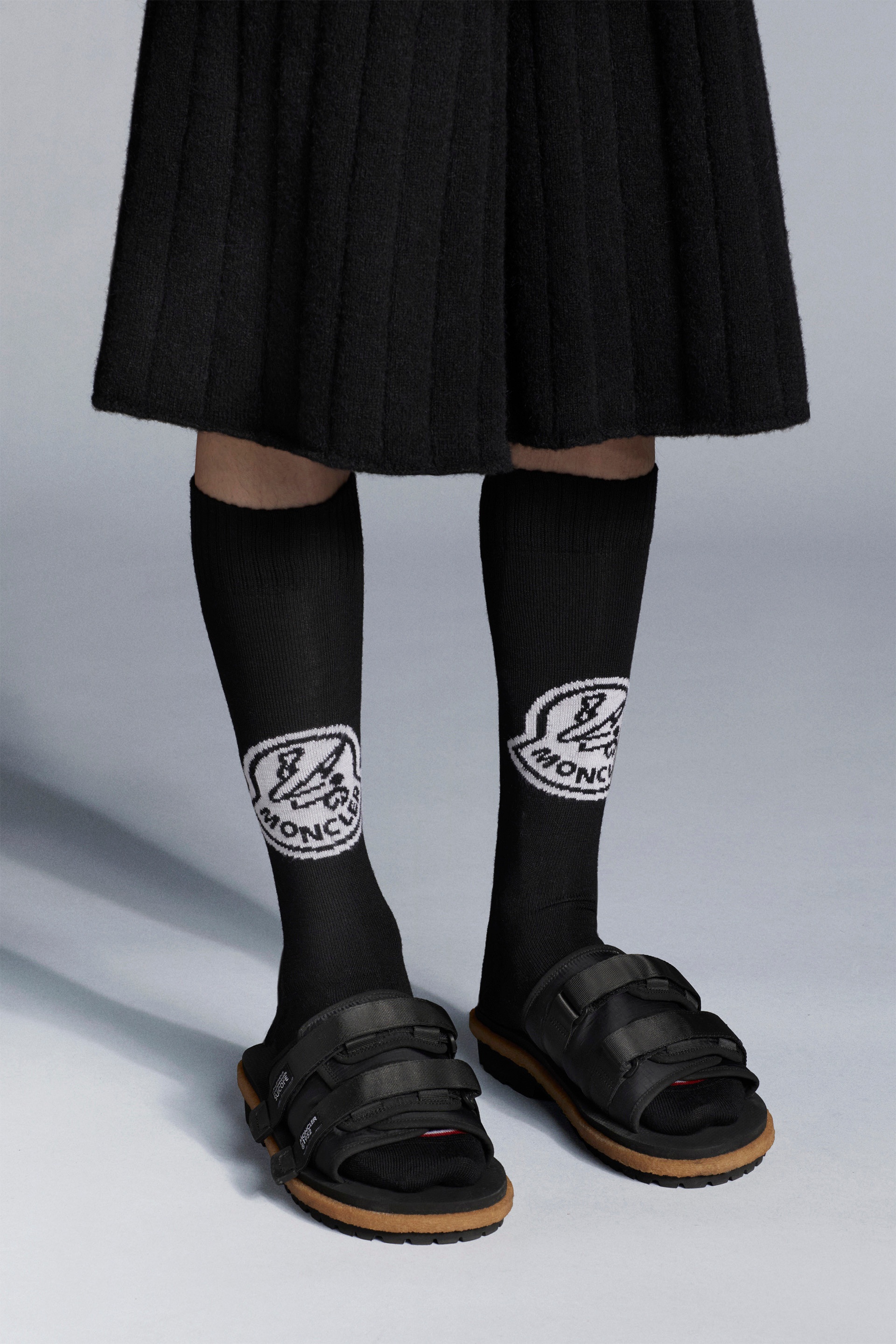Intarsia-Knit Socks - 2