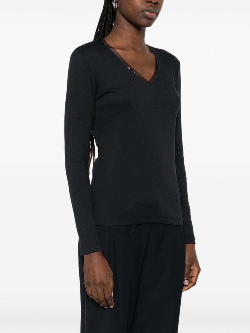 V-neck T-shirt 3