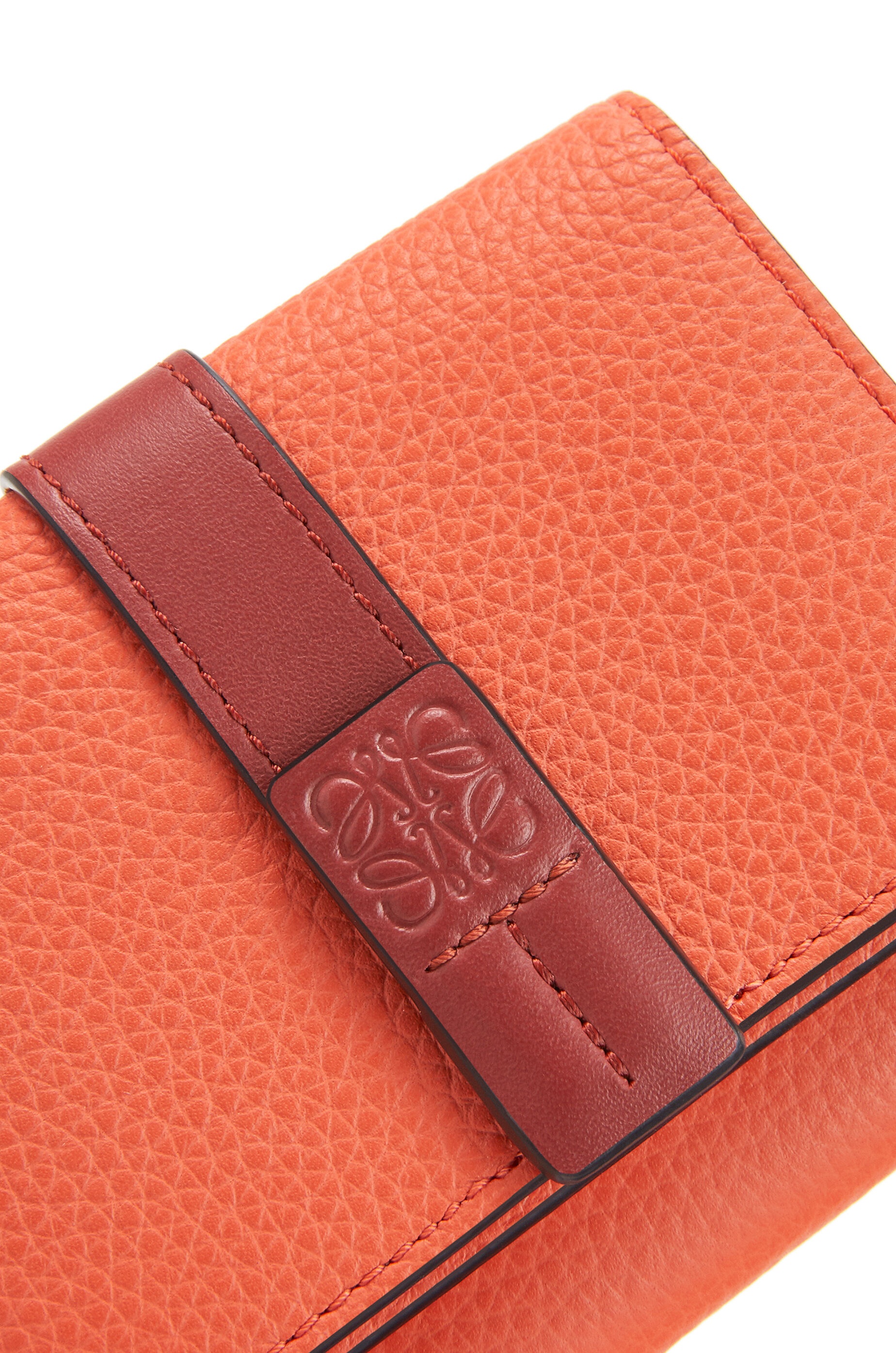 Trifold wallet in soft grained calfskin - 6