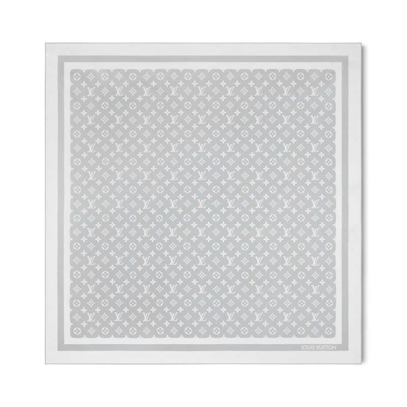 Monogram Silhouette Square 90 1