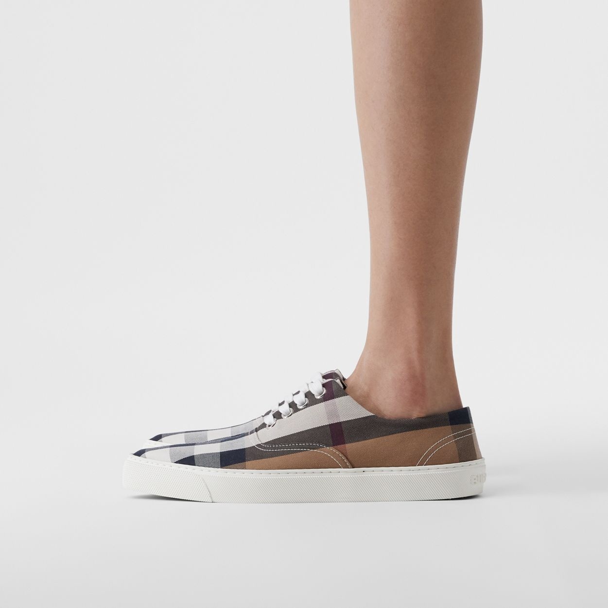 Bio-based Sole Check Cotton Point-toe Sneakers - 4