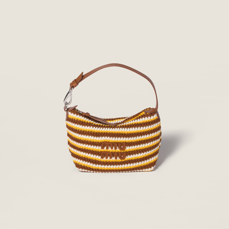 Crochet pouch 1