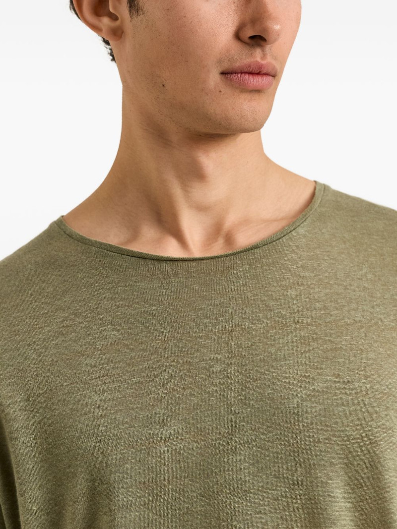 long-sleeve T-shirt 5