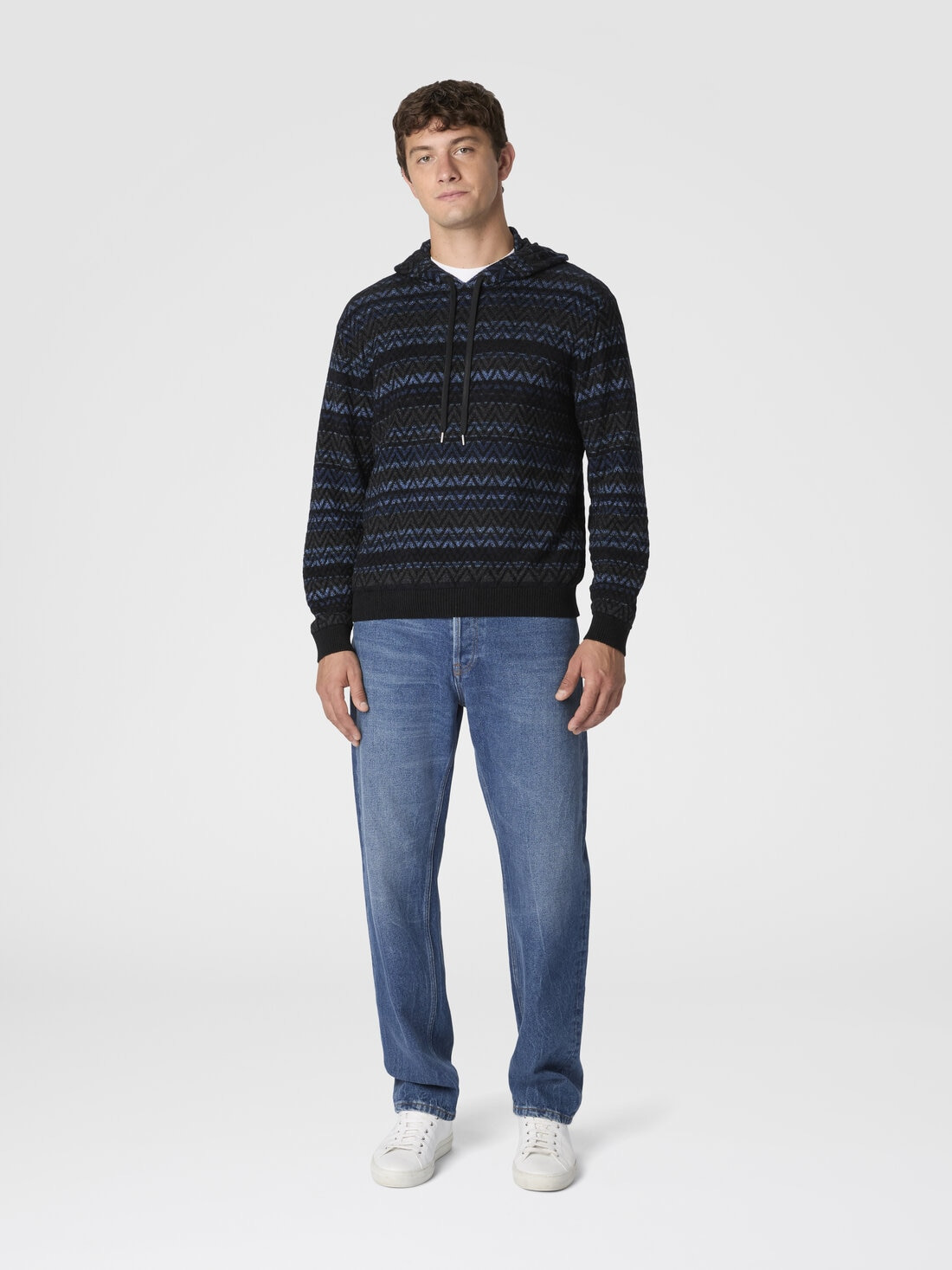 Hooded sweater in wool blend with zigzag pattern - 2