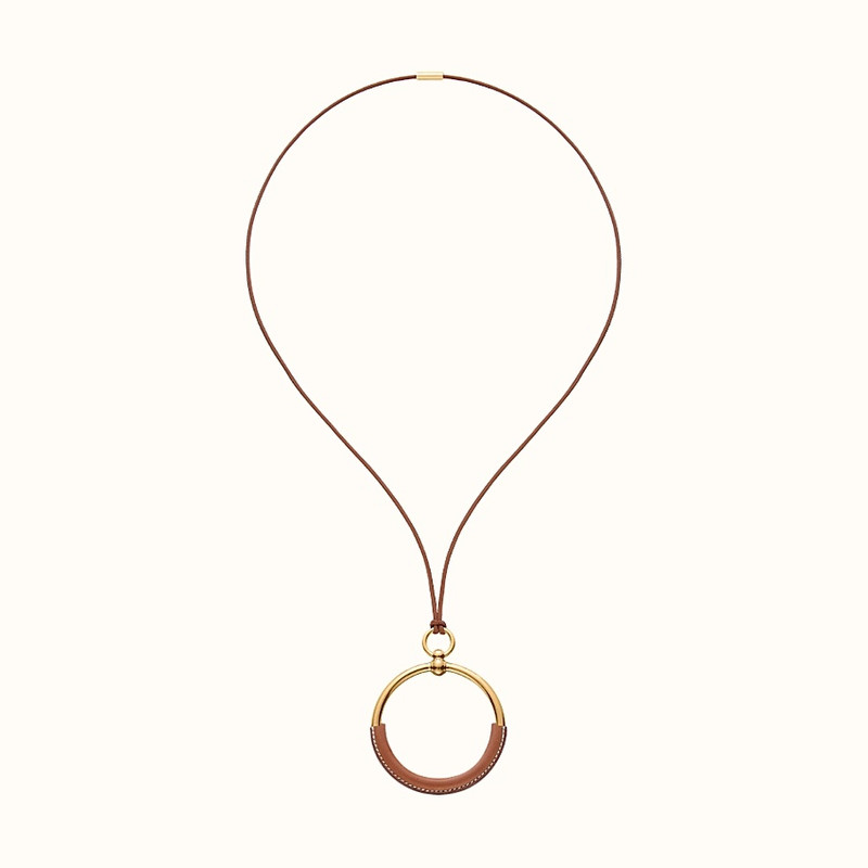 Hermès Loop Grand pendant outlook