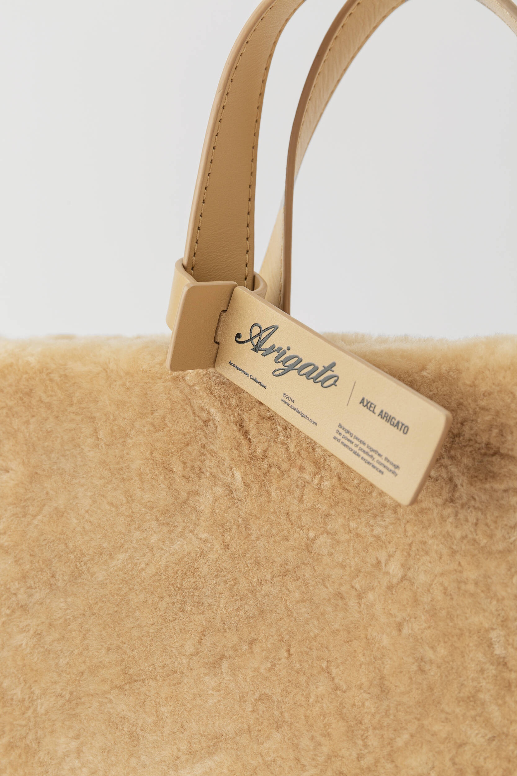 Tour Shearling Bag - 5
