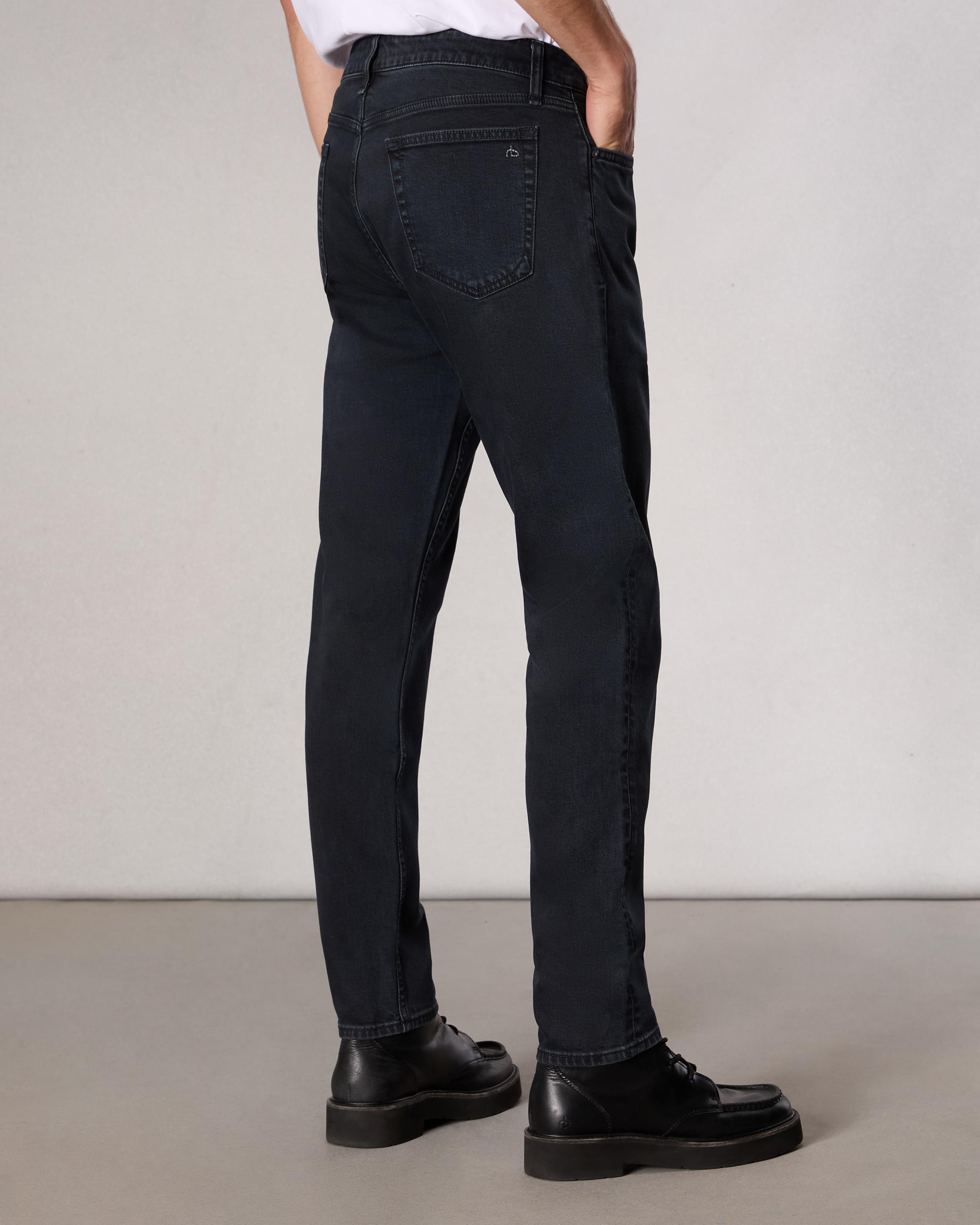 Fit 3 - Jericho
Athletic Authentic Stretch Jean - 4