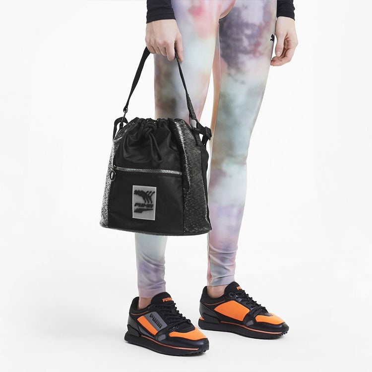(WMNS) PUMA Prime Time Bucket Bag 'Black' 077403-01 - 3