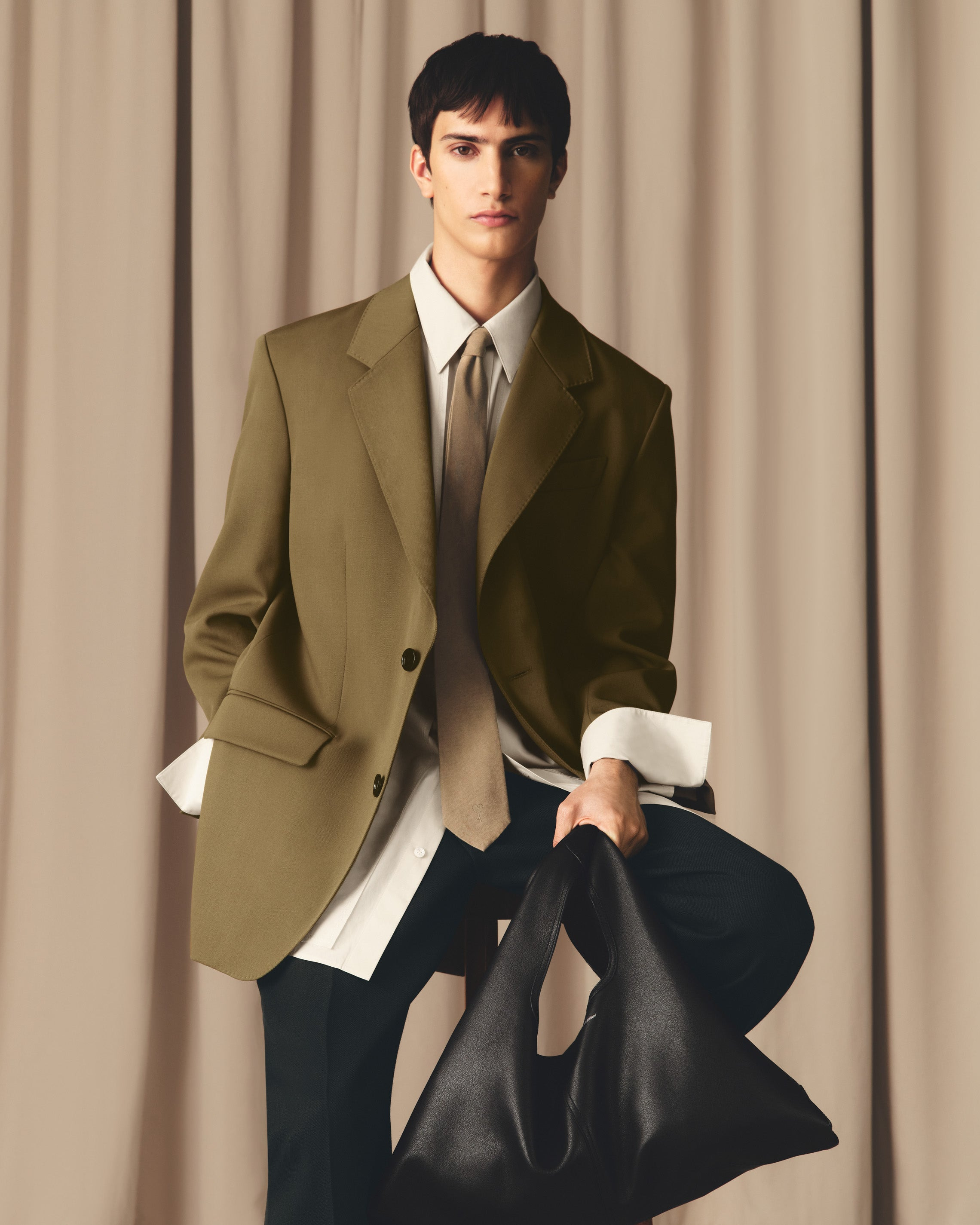 BROWN SILK AMI DE COEUR TIE - 4