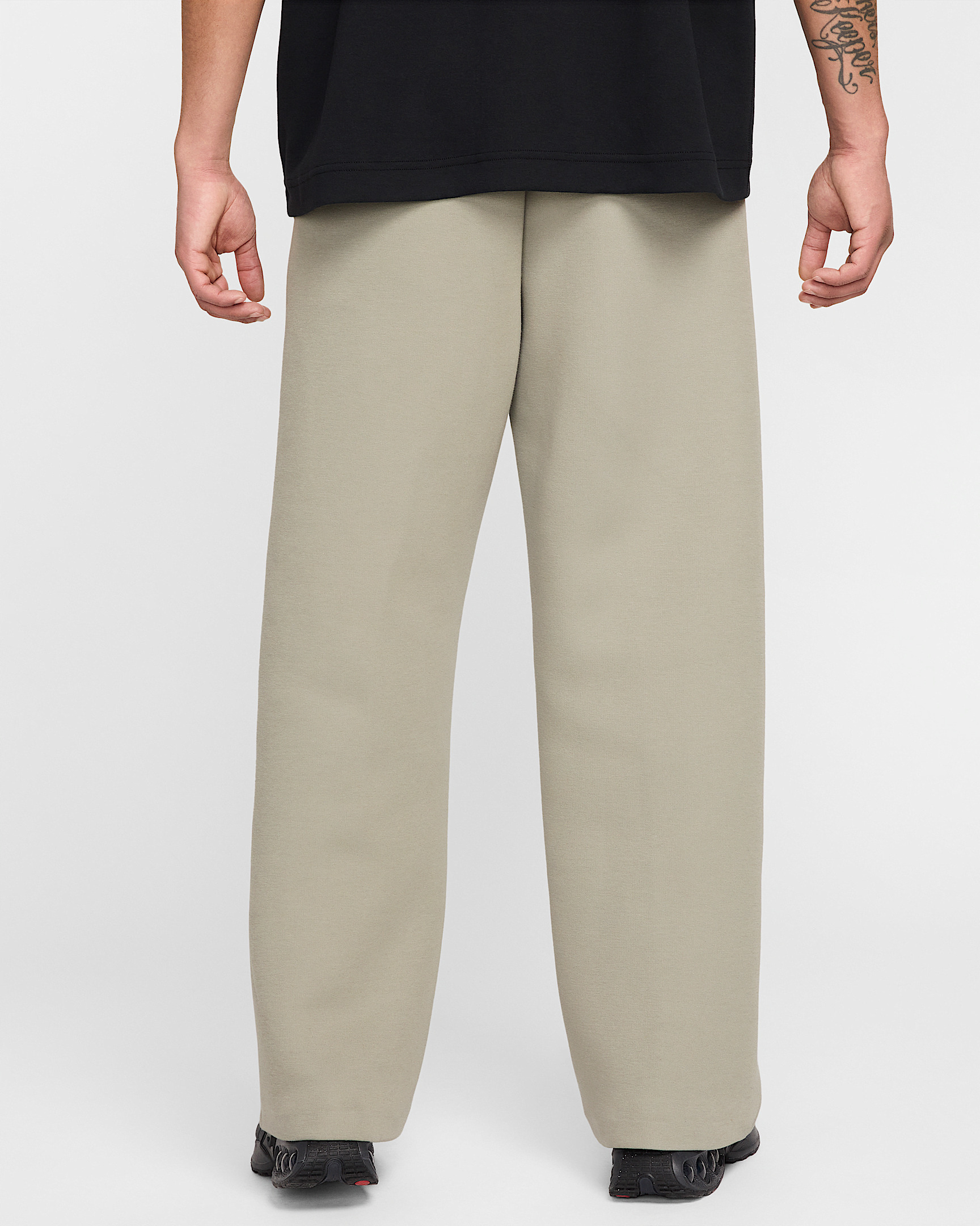 ★★Nike★★ Tech Wide Leg Fleece Pants M Light Army Black H NIKE TECH FLEECE WIDE LEG PANT - LIGHT ARMY/BLACK – Creme321