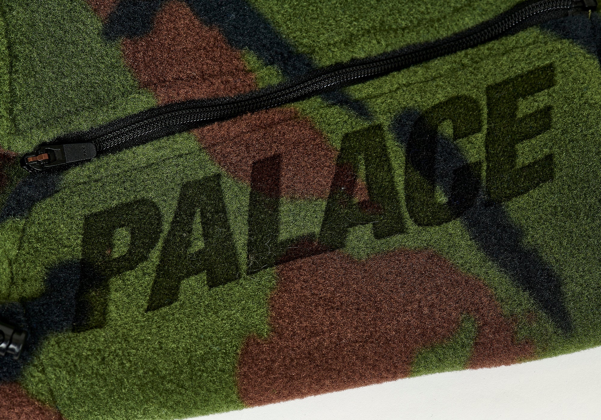 PALACE POLARTEC PEAKED FACE WARMER WOODLAND DPM | palace