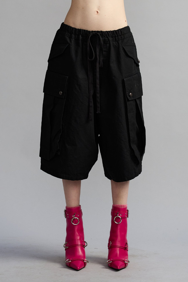 R13 JUMBO SHORT WITH OVERSIZED CARGO POCKET outlook