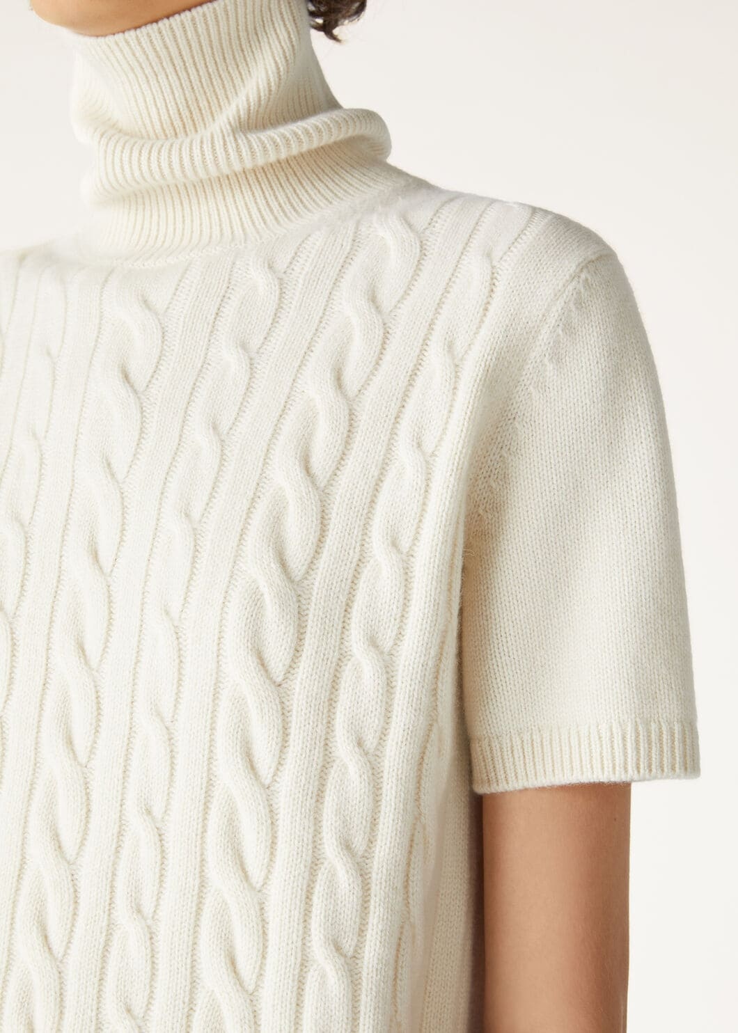 Jubilee Turtleneck - 3