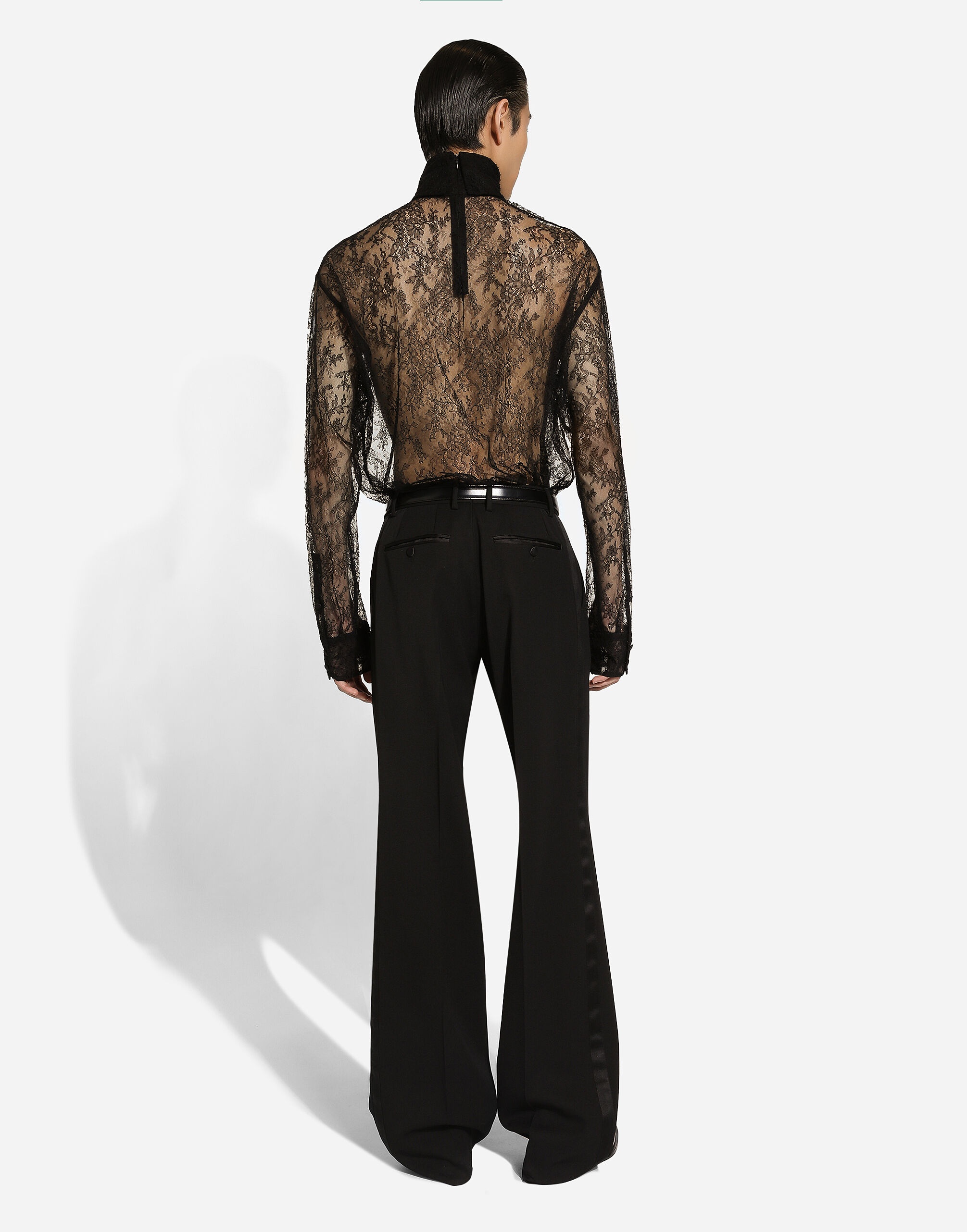Loose lace turtleneck with shirt cuffs - 3