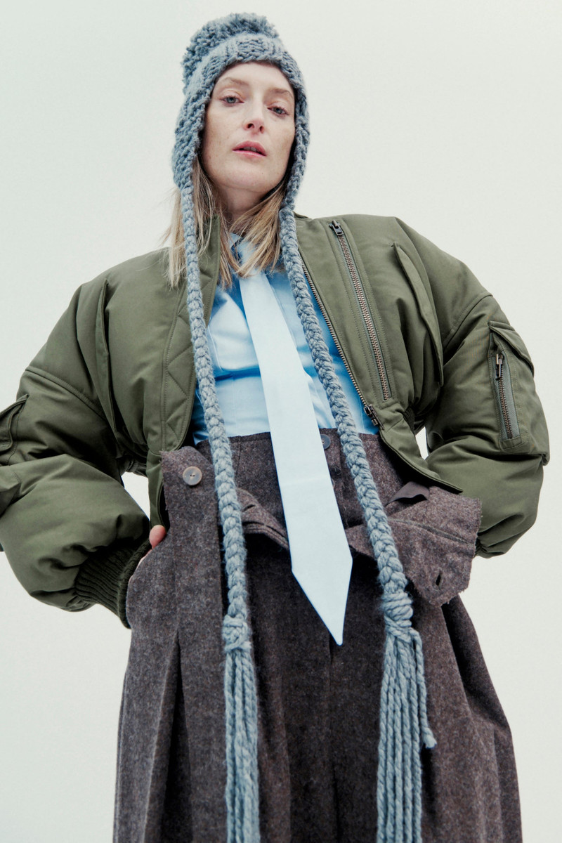 A.W.A.K.E. MODE MA1 BOMBER JACKET KHAKI GREEN outlook