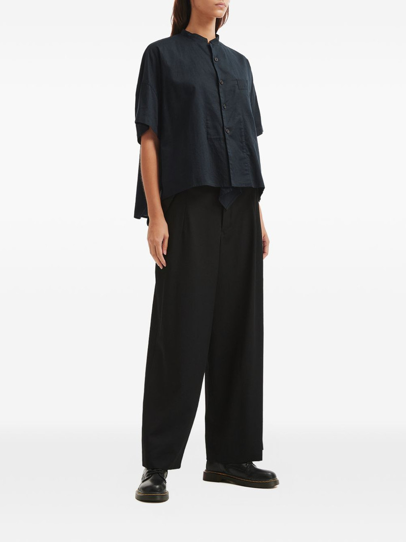 Y's buttoned shirt outlook
