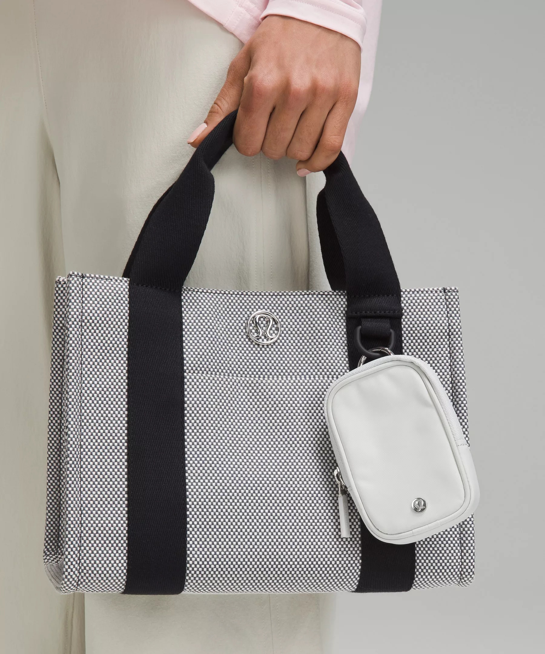 Clippable Nano Pouch - 4