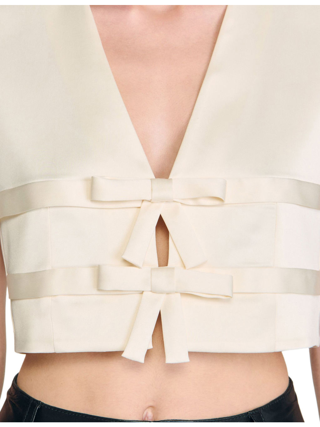 Tie-Front Sleeveless Cropped Satin Top - 5