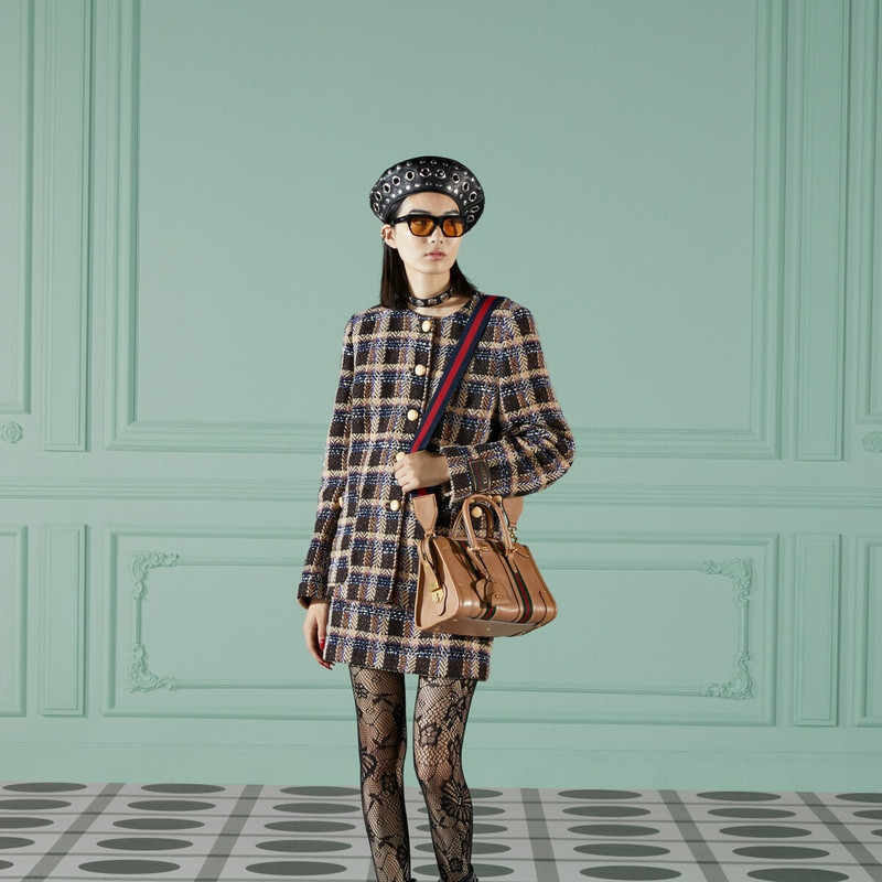 Small top handle bag with Double G 4