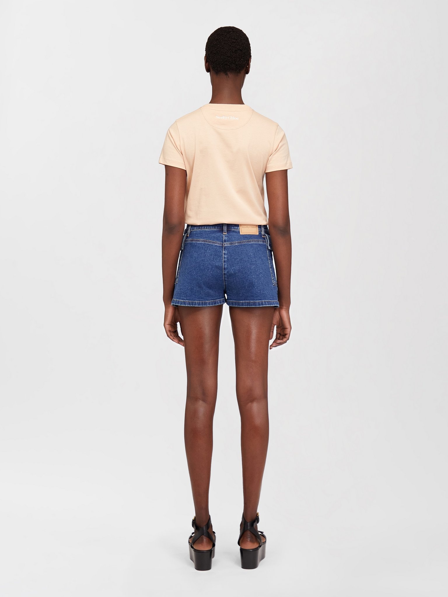 SMALL-FIT T-SHIRT - 3