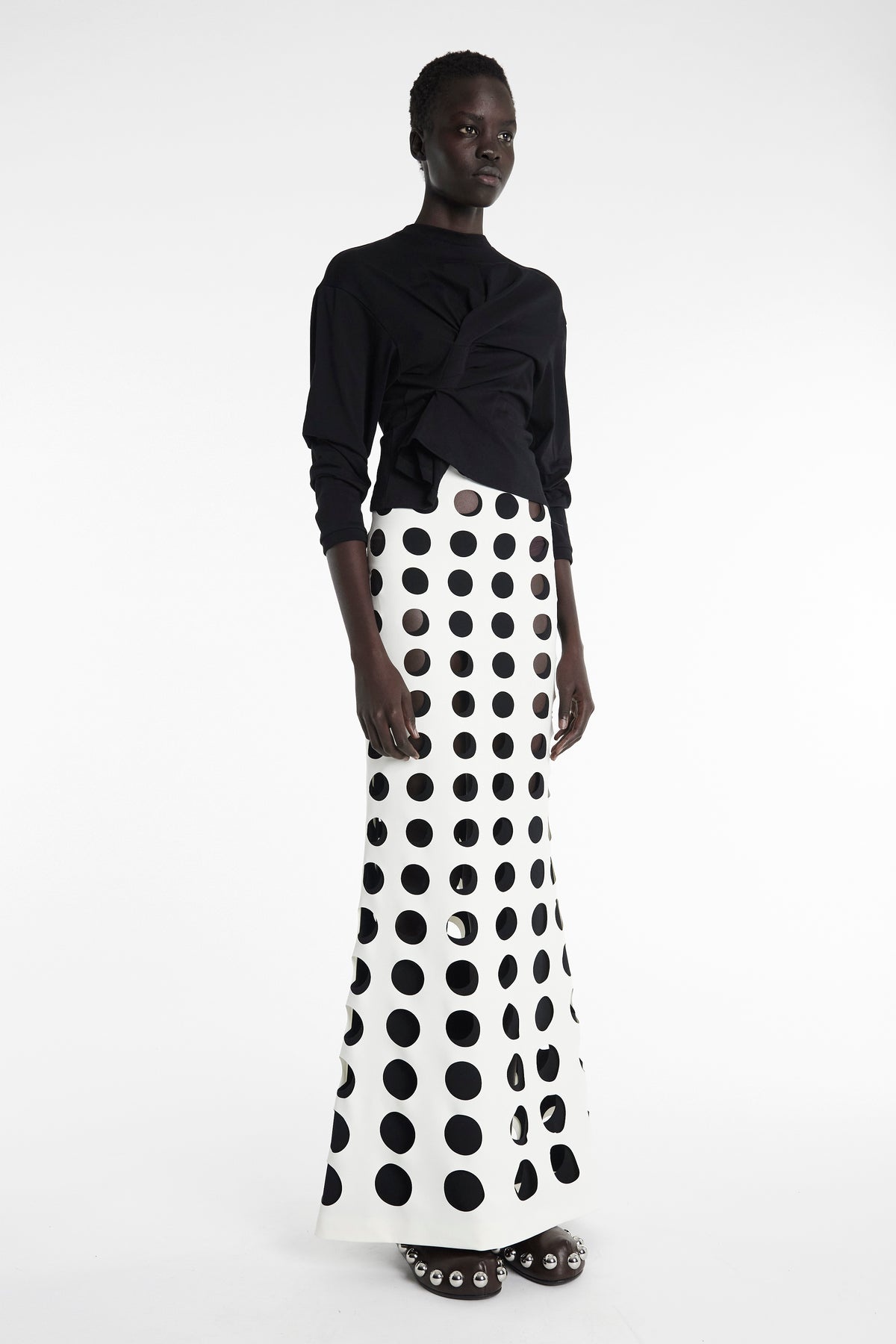 LAYERED HOLE SKIRT WHITE BLACK - 4