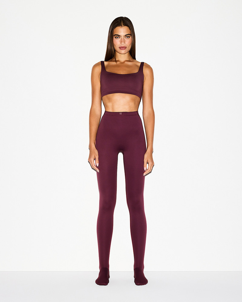 NikeSKIMS Matte Women's Scoop-Neck Bra 4