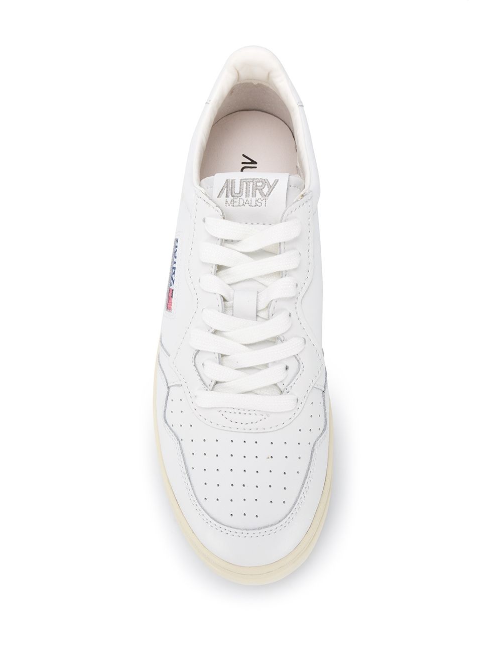 Sneakers Action - 4