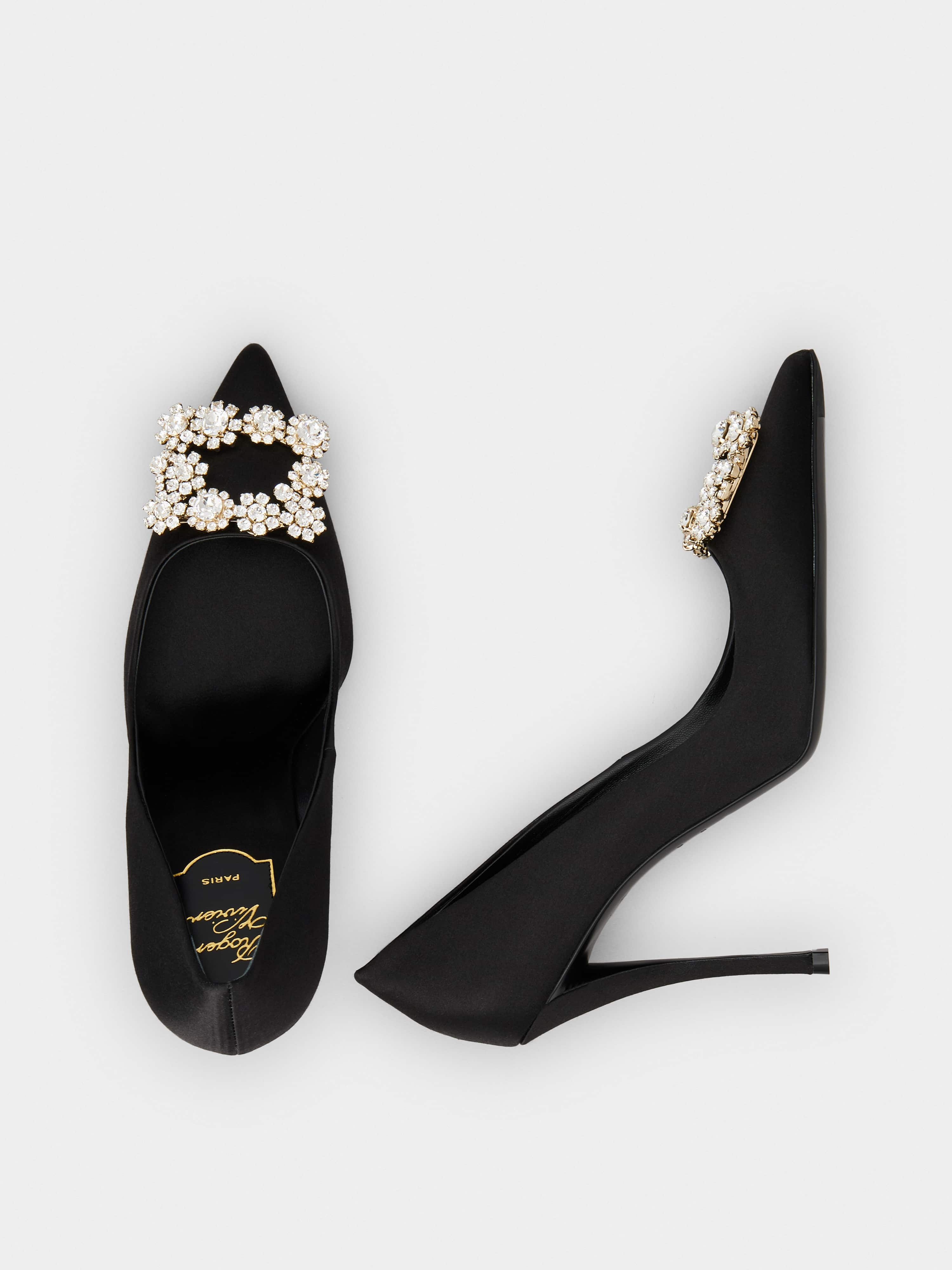 Flower Strass Buckle Pumps in Satin - 4