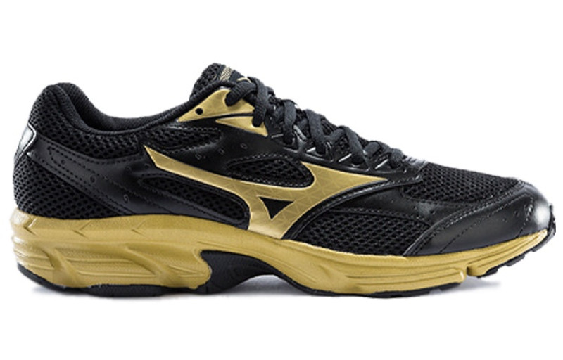 Mizuno Mizuno Spark CN Black/Gold D1GH202802 outlook