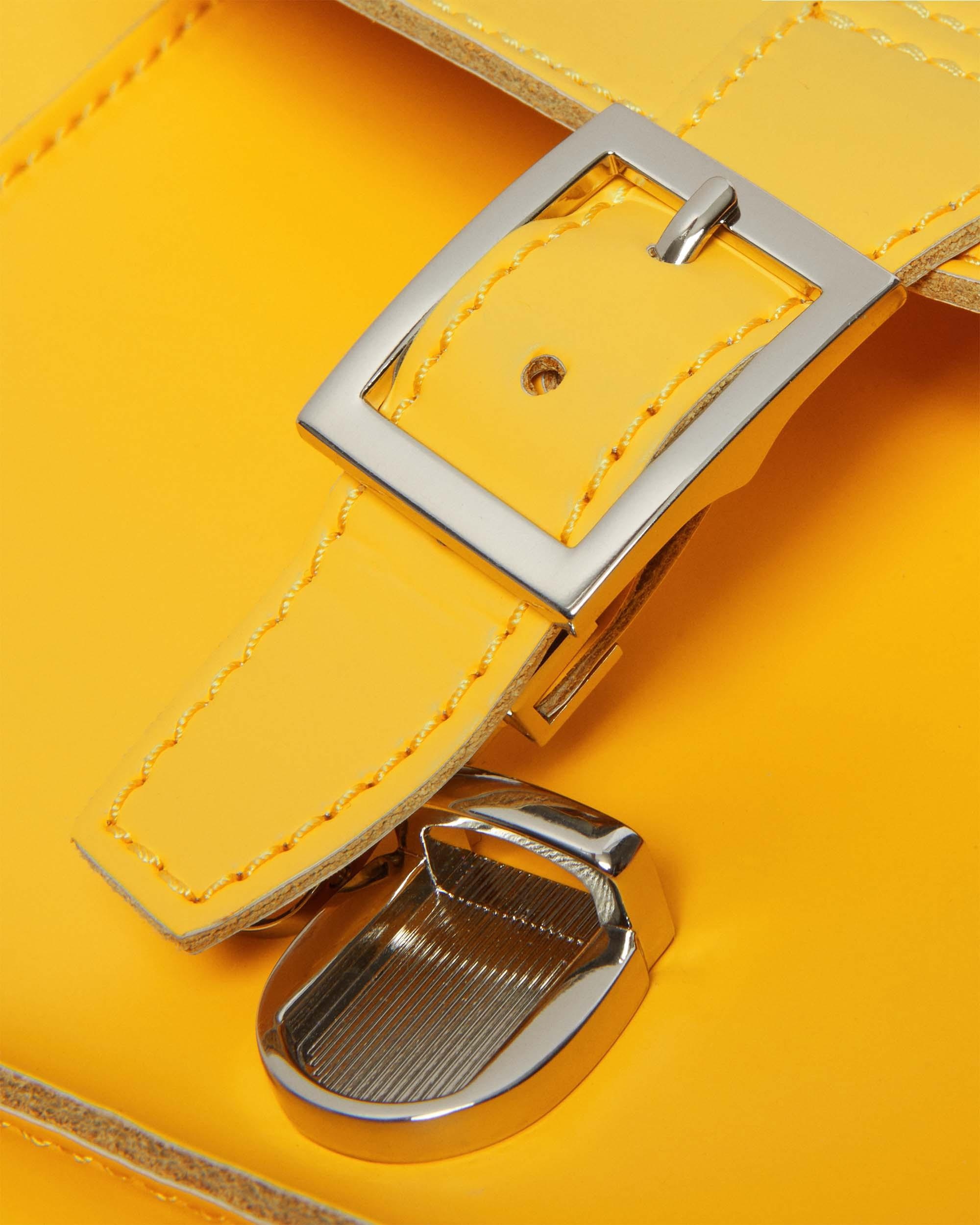 Heart Shaped Hardware Kiev Leather Bag - 3