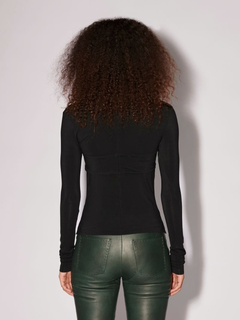 HEART SHAPED TURTLENECK TOP 4