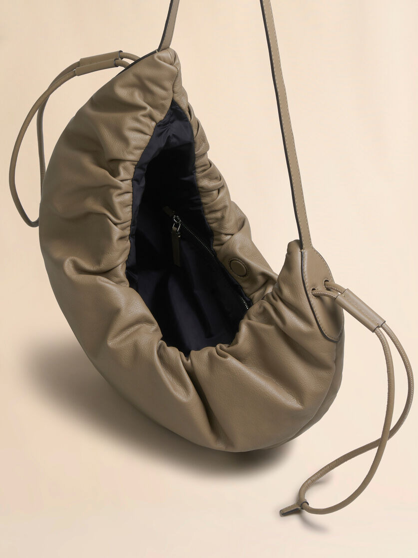 TAUPE LEATHER SCRUNCHIE SMALL HOBO BAG - 4