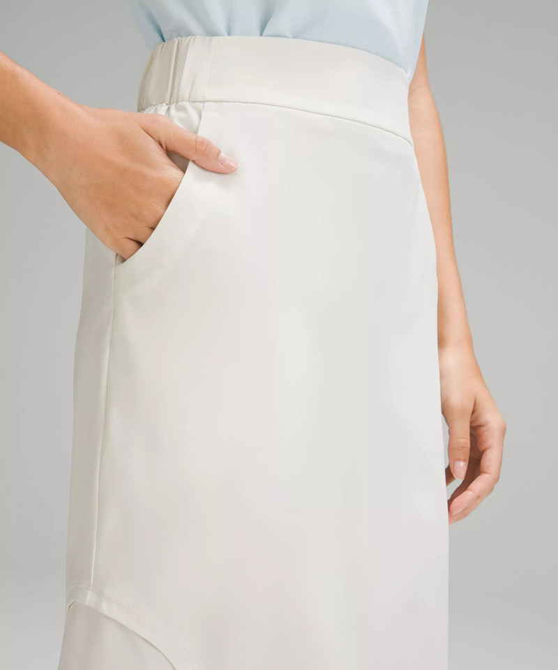 Travel Woven™ High-Rise Straight-Fit Skirt 4