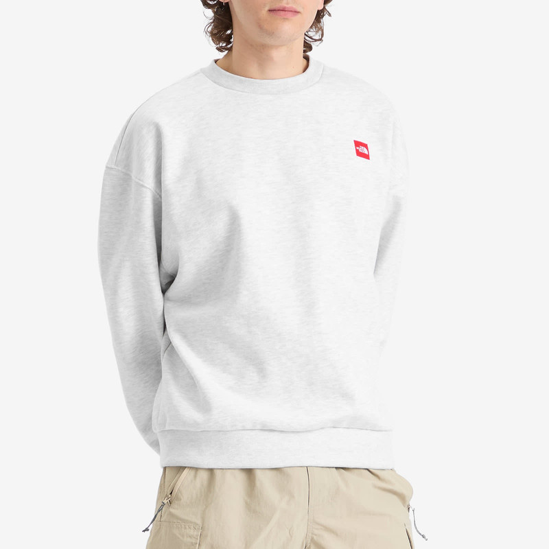 The North Face The North Face Redbox Crew Sweat outlook