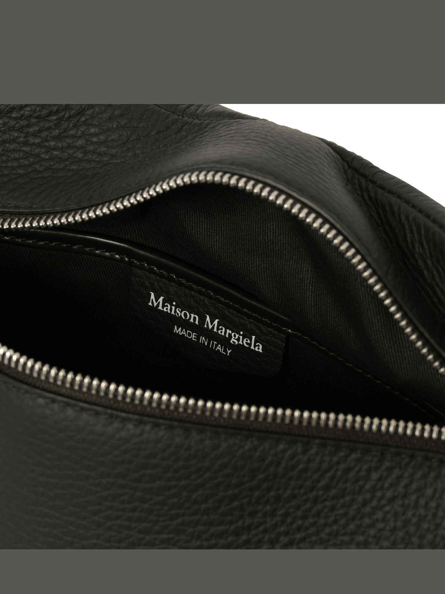 Soft 5AC On Body Bag in Black - 3