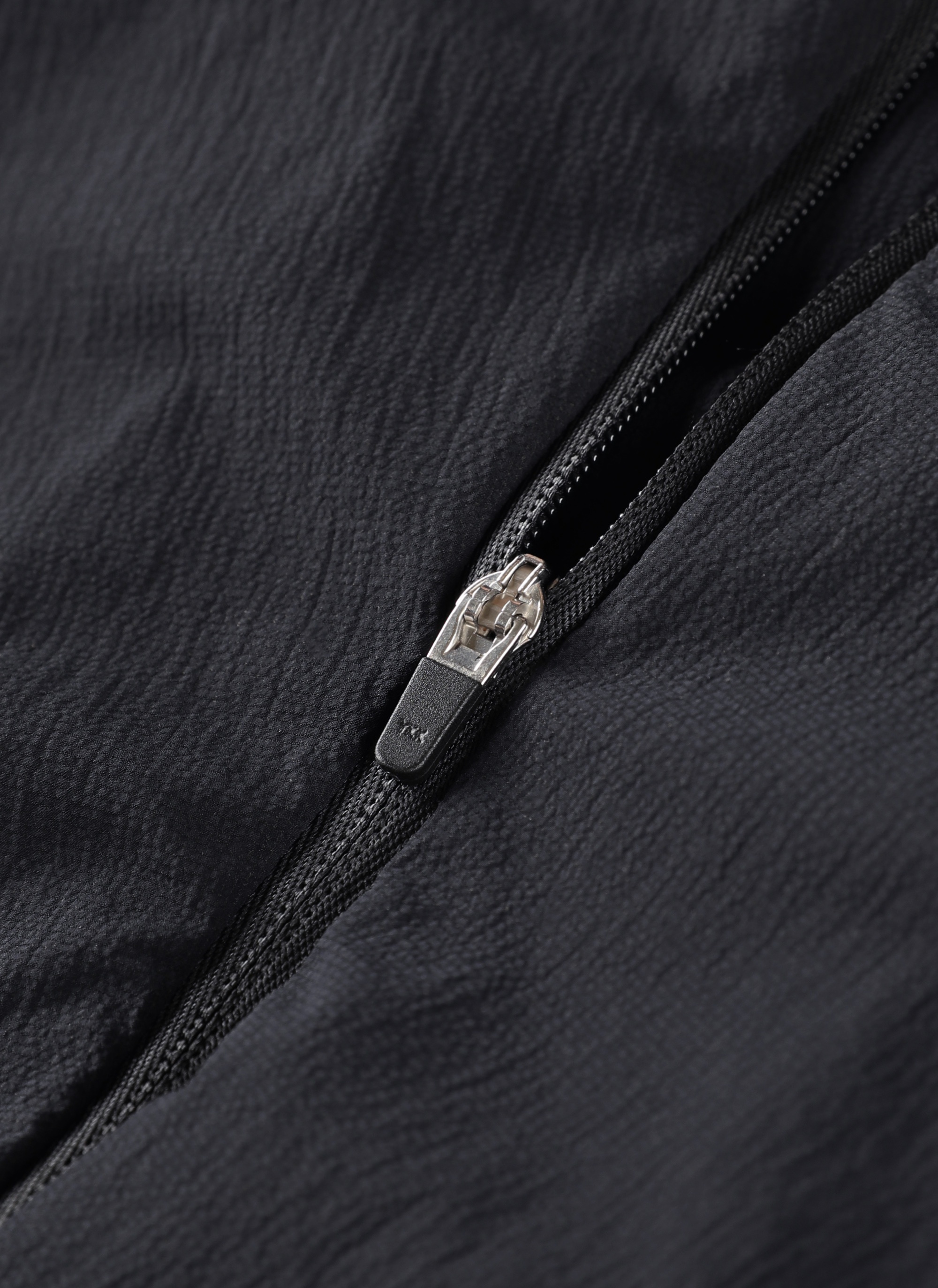7.0 TECHNICAL JACKET RIGHT (BLACK) - 8