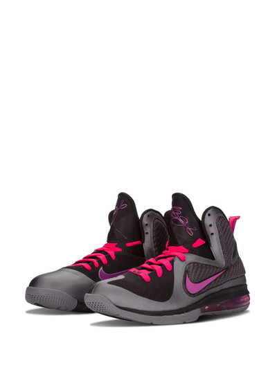 Nike Lebron 9 Miami Night sneakers outlook