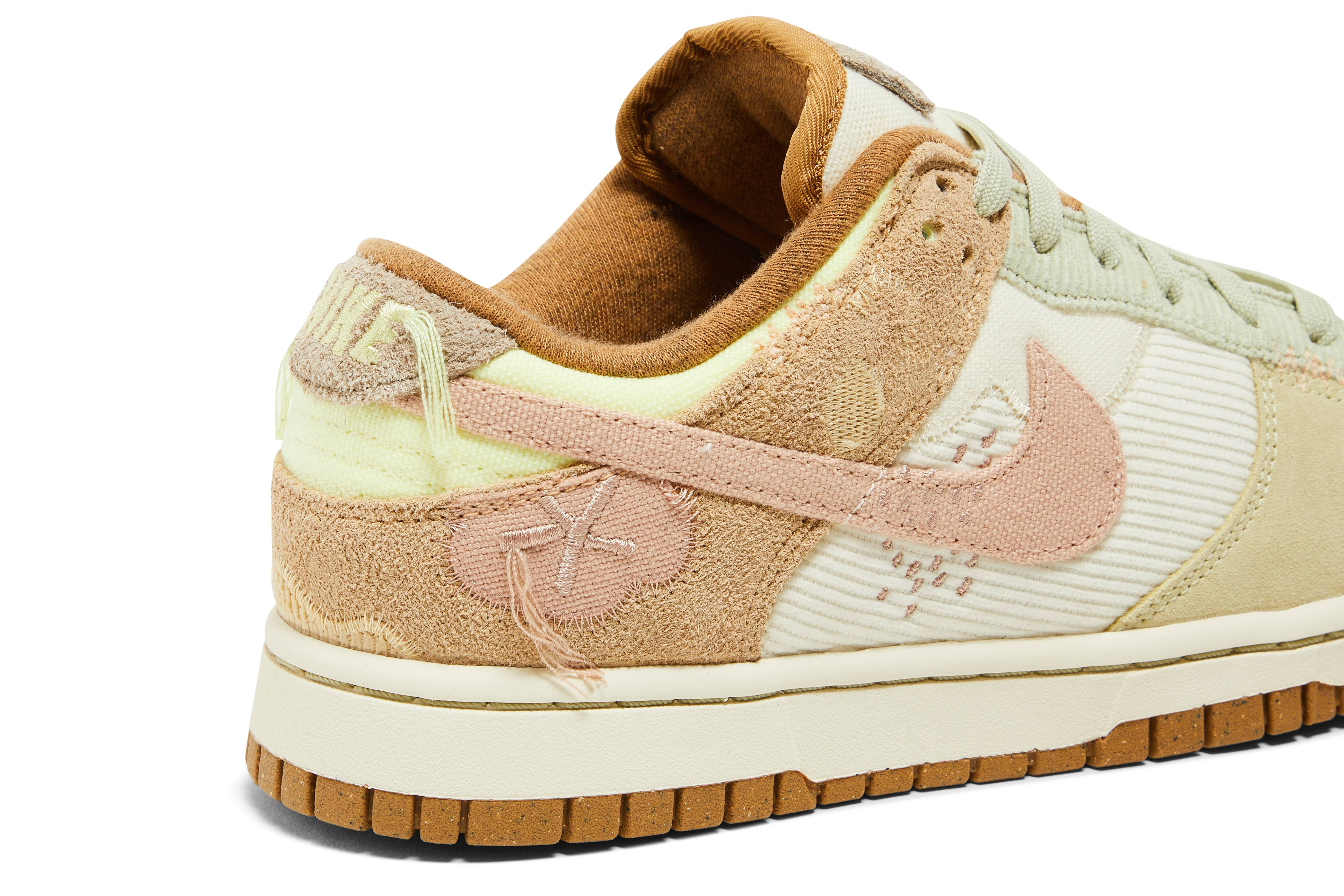 Nike Wmns Dunk Low 'On The Bright Side' goat REVERSIBLE