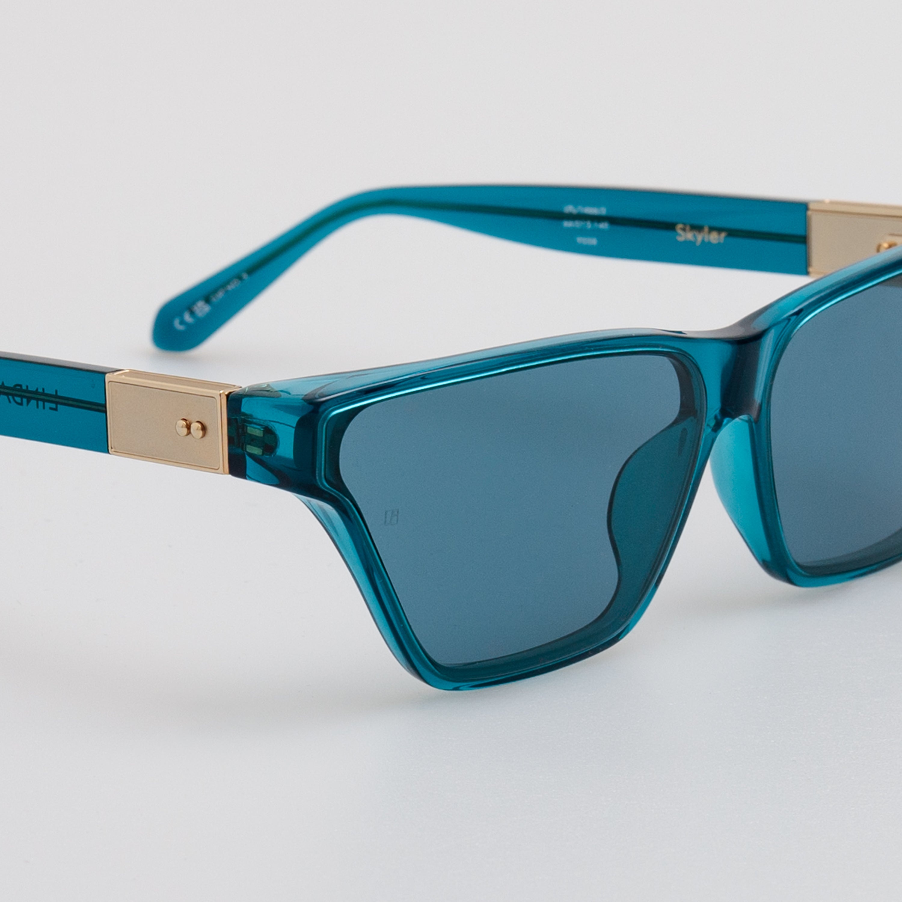Skyler Cat-Eye Sunglasses in Aqua - 4